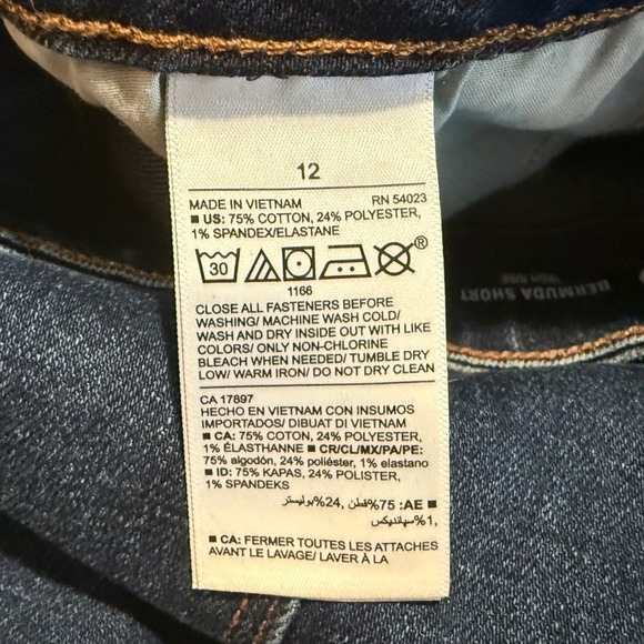 Old Navy Womens Denim Jean Shorts Cuffed Mid Rise Size 14 Summer Staple Stretch - Picture 7 of 11